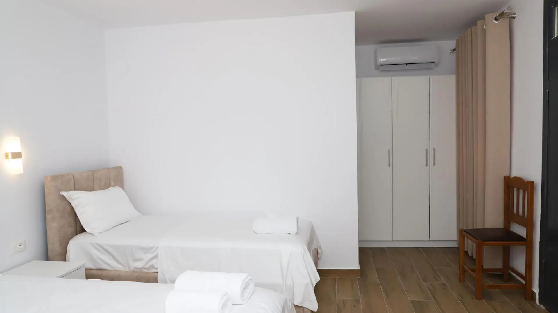 Guest House Esanbja Berat 0*,