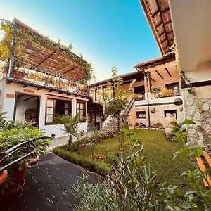 Guest house Kris, Berat