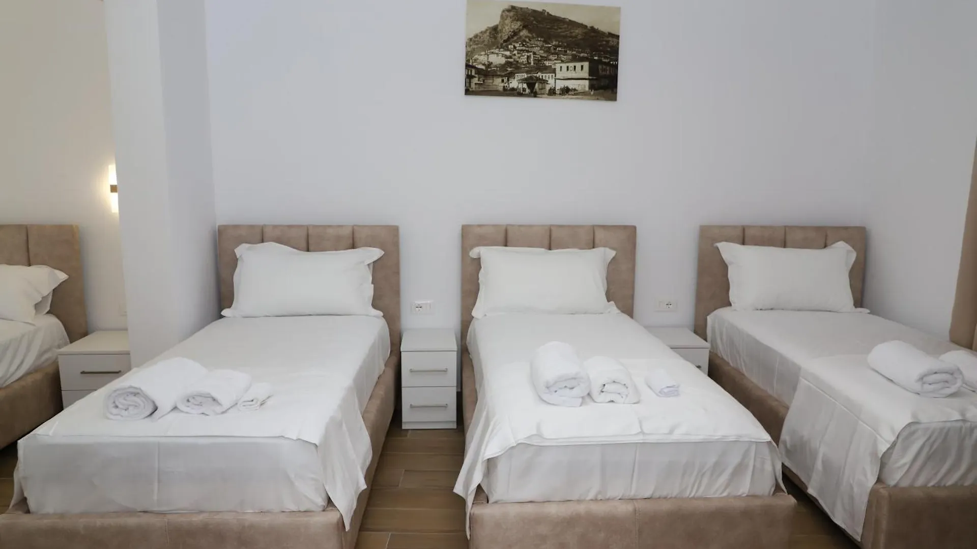 Guest House Esanbja Berat Albania